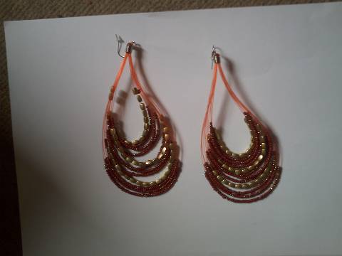 boucles d'oreilles goutte rouge