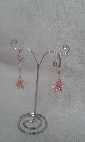 boucles d'oreilles fleur rose