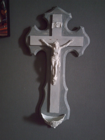 crucifix patiné gris gustavien