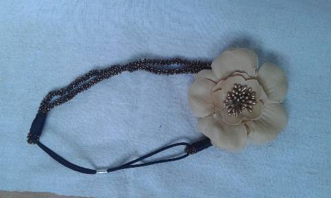 headband perles marrons et fleur